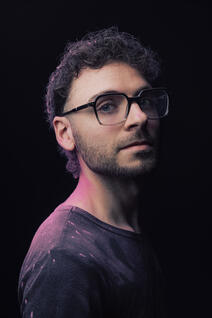 Gaëtan - basse (photo : Jena/extra.studio)